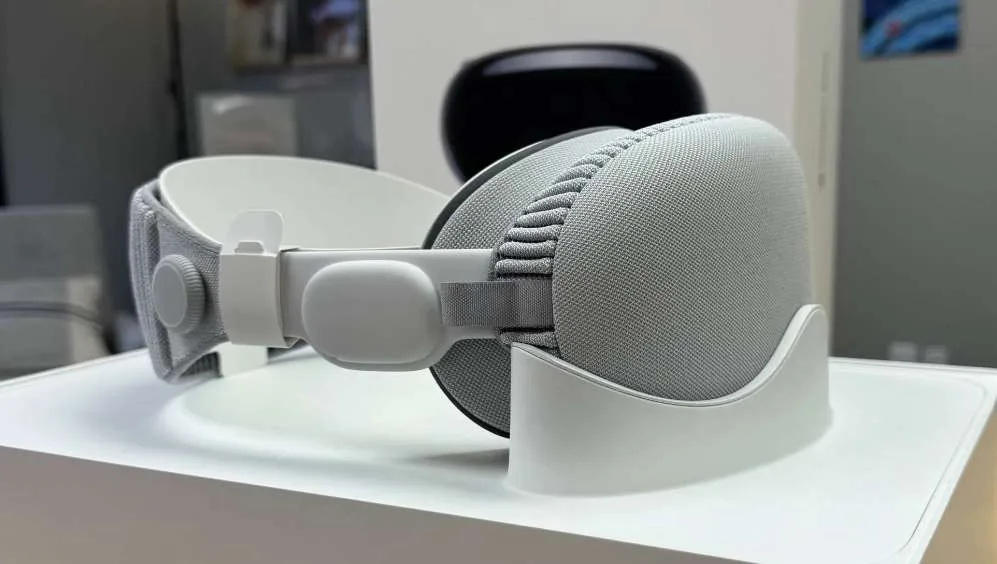 社区分享Apple Vision Pro开箱视频与图片