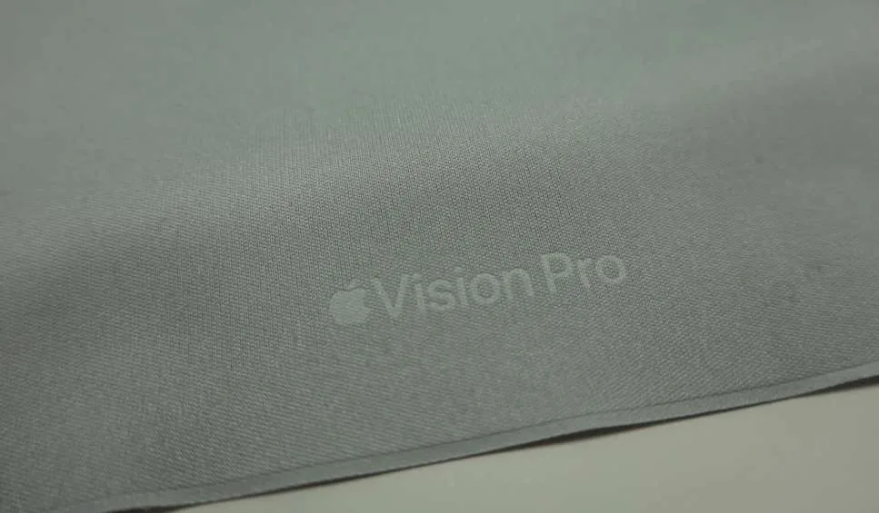社区分享Apple Vision Pro开箱视频与图片