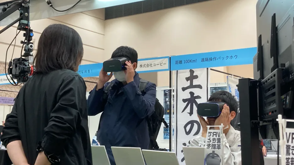 九年坚持与努力，大朋VR最新市场份额排名公布