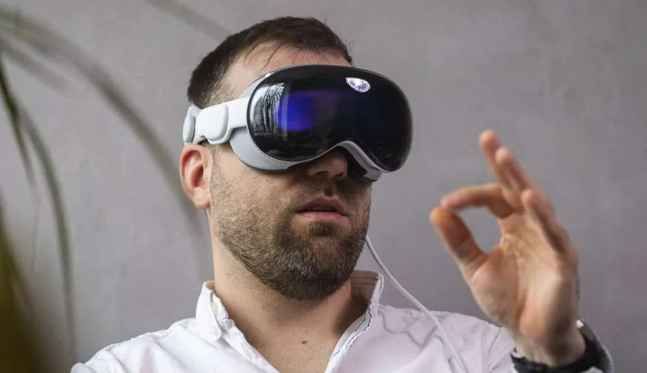 Air Orbe允许你穿戴Vision Pro对家居智能设备实现MR菜单控制