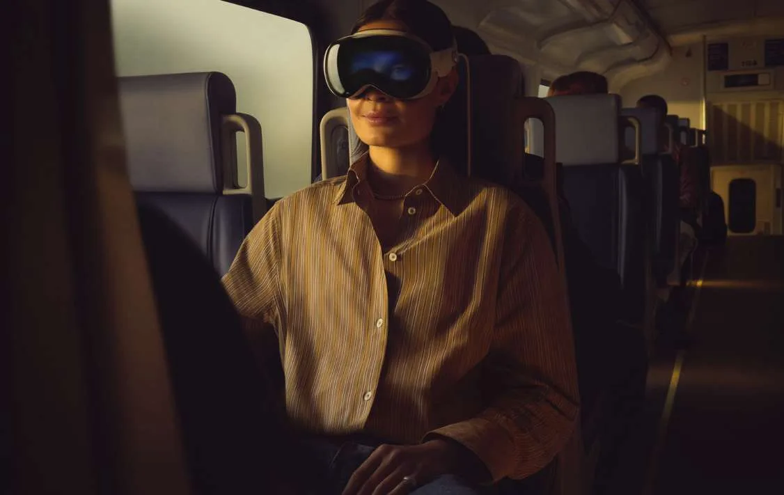 苹果正式为Apple Vision Pro发布visionOS 2