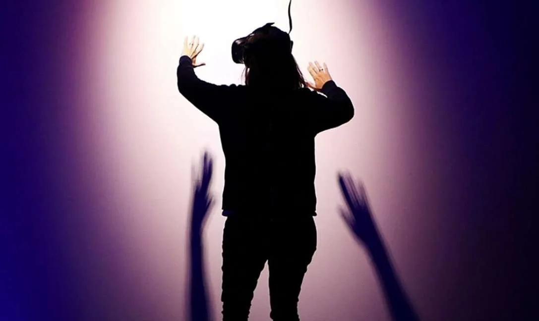 西班牙监狱用VR技术改造家暴犯：强迫施暴者"亲身"体验受害者视角