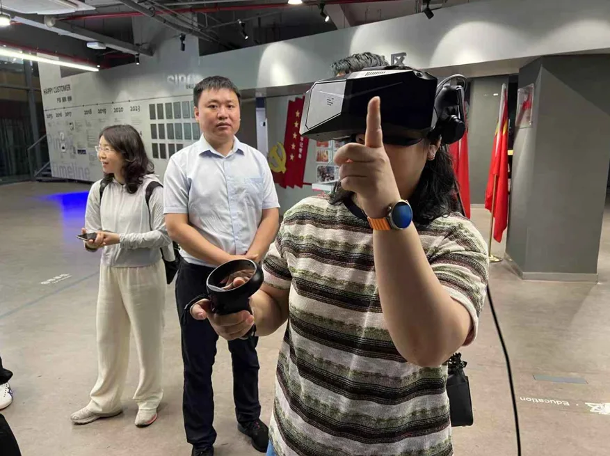 中国电影科学技术研究所莅临小派科技：VR将重塑电影产业未来