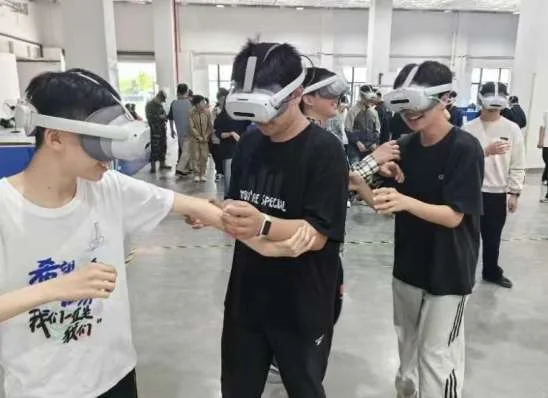 映维日报： 谷歌智能眼镜今秋推出，苹果与Avatar公司Animato达成合作