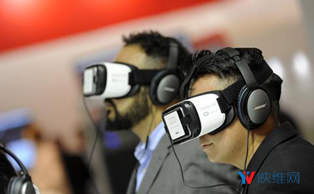 为什么沉浸式VR技术需要人工智能的助攻
