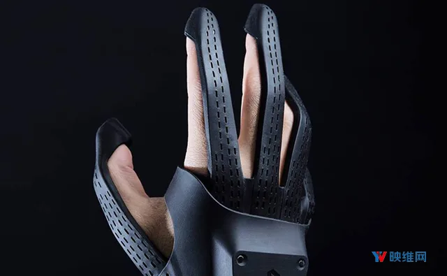 Plexus推出柔性硅胶VR手套,提供手指力反馈,售价250美元,兼容主流头显