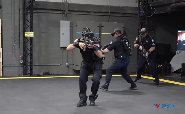 纽约警局如何用安全逼真VR模拟系统V-Armed系统培训警察